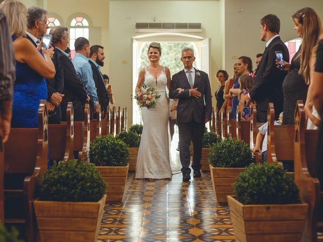 O casamento de Robson e Cristiane em Pomerode, Santa Catarina 24