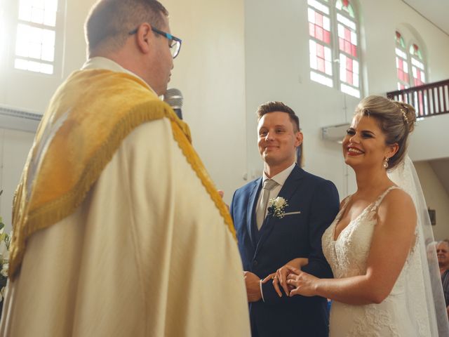 O casamento de Robson e Cristiane em Pomerode, Santa Catarina 42