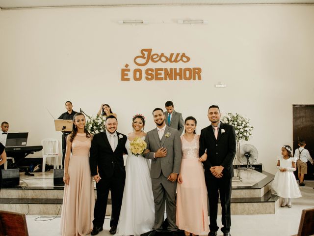 O casamento de Marcos e Rosania em Esmeraldas, Minas Gerais 11