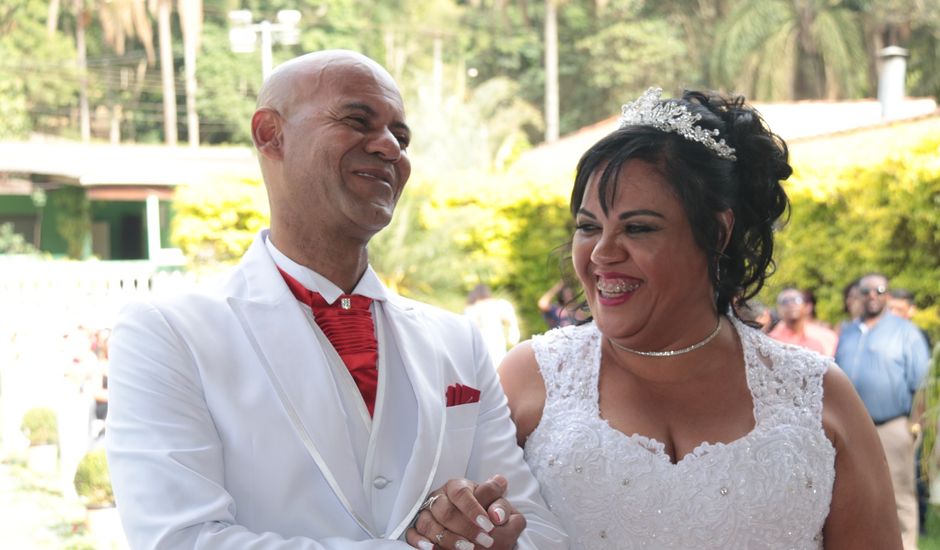 O casamento de Decio e Amarilis em São Paulo