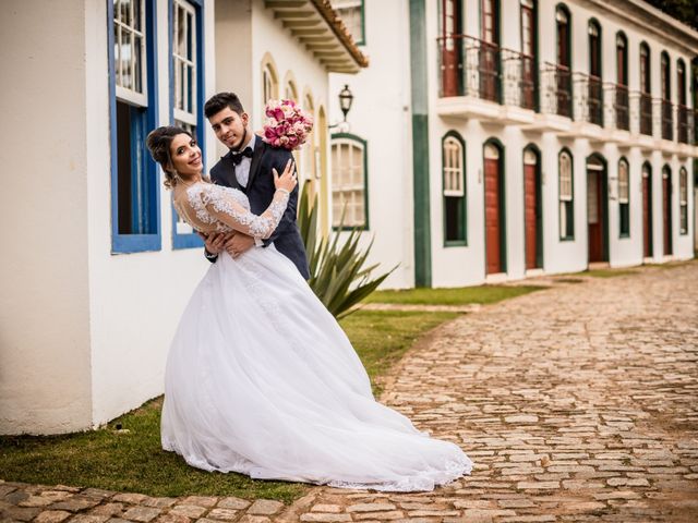O casamento de Fábio e Gabriela em Belo Horizonte, Minas Gerais 16
