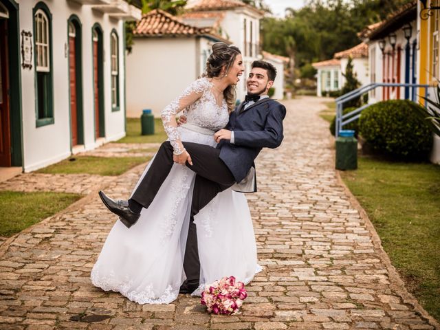 O casamento de Fábio e Gabriela em Belo Horizonte, Minas Gerais 17