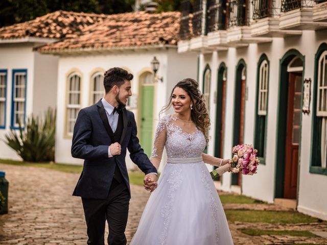 O casamento de Fábio e Gabriela em Belo Horizonte, Minas Gerais 21