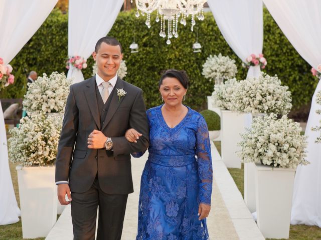 O casamento de Ricardo e Lidiana em Brasília, Distrito Federal 28