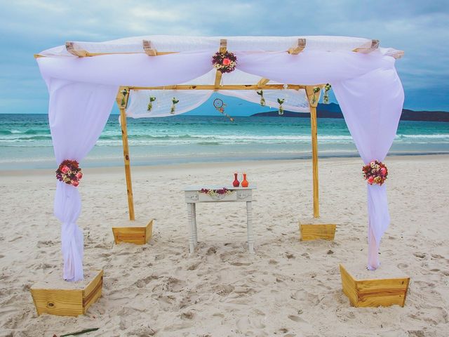 O casamento de Mario Lucio e Elen Láu em Cabo Frio, Rio de Janeiro 1