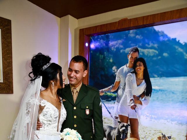 O casamento de Thiago  e Leticia  em Belford Roxo, Rio de Janeiro 19