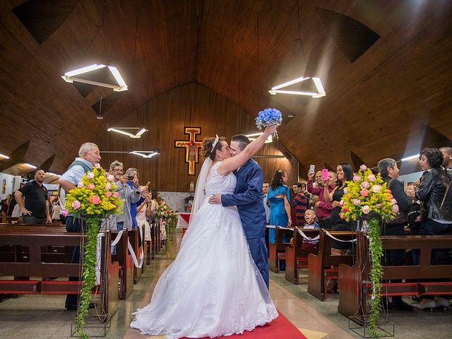 O casamento de Marciano e Paula  em Osasco, São Paulo 9