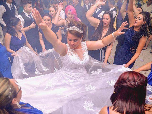 O casamento de Marciano e Paula  em Osasco, São Paulo 17
