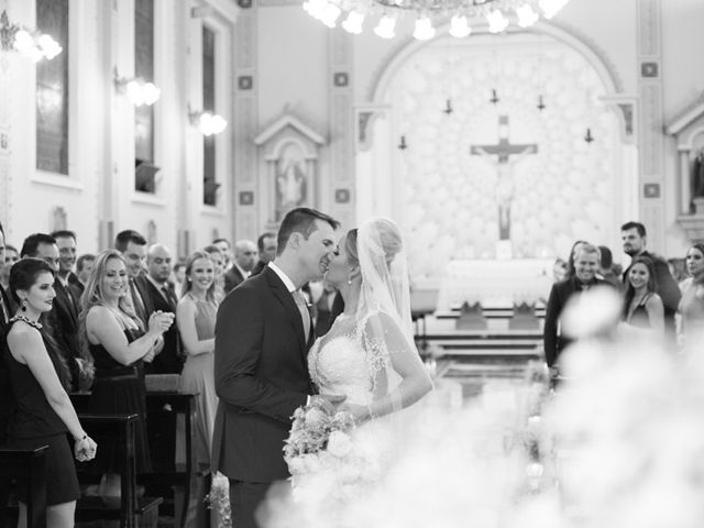 O casamento de Márcio e Catiani em Passo Fundo, Rio Grande do Sul 29