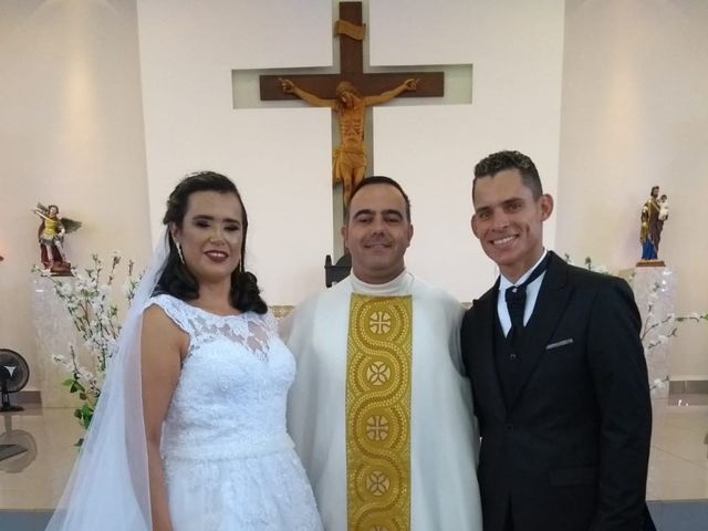 O casamento de Wilson Guilherme Siqueira Dutra  e Juliana Galvino Dutra  em Bandeirantes, Paraná 12