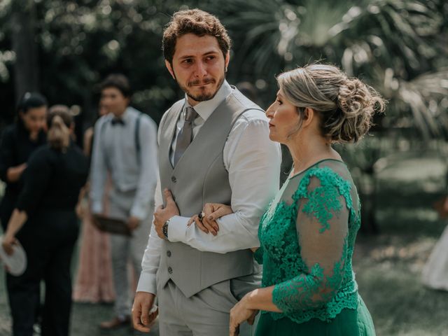 O casamento de Athos e Carol em Araguaína, Tocantins 35