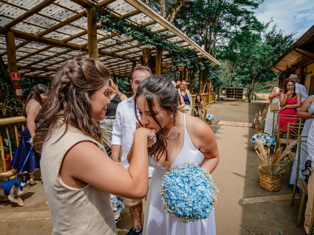 O casamento de Tabata e Ariane em Lagoinha, São Paulo Estado 38