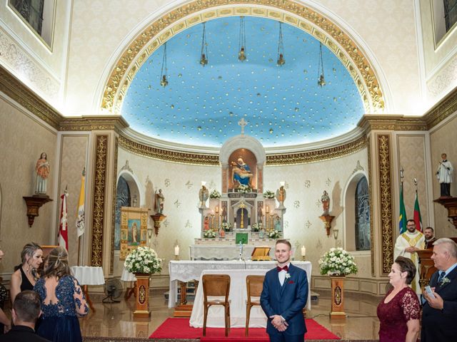 O casamento de Taynara e Leonardo em Novo Hamburgo, Rio Grande do Sul 25