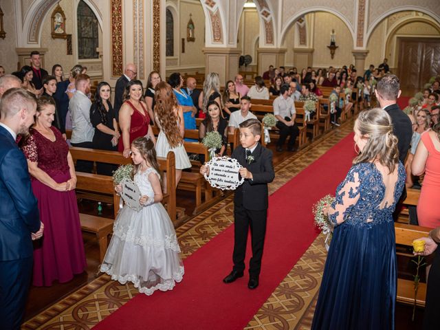 O casamento de Taynara e Leonardo em Novo Hamburgo, Rio Grande do Sul 27