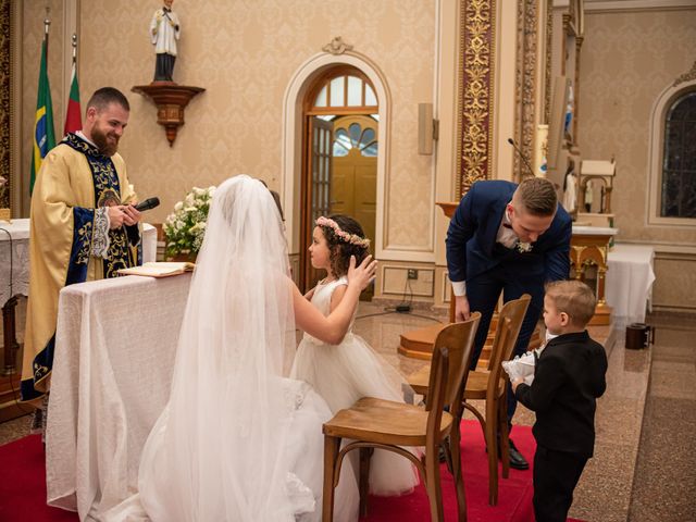 O casamento de Taynara e Leonardo em Novo Hamburgo, Rio Grande do Sul 42