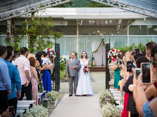 O casamento de Dieimy e Sara em Joinville, Santa Catarina 24