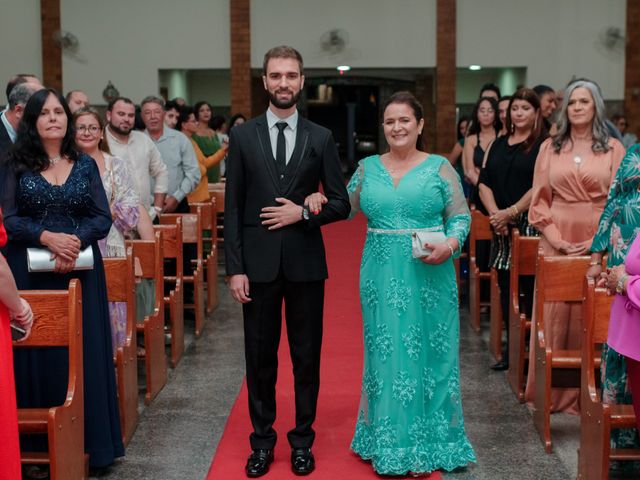 O casamento de Lucas e Lina em Contagem, Minas Gerais 7