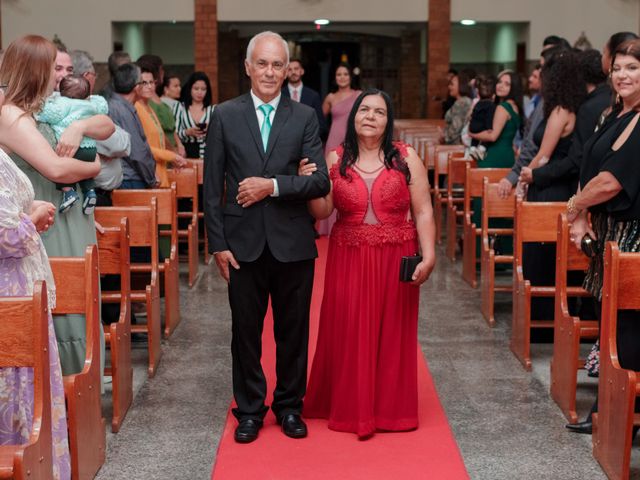 O casamento de Lucas e Lina em Contagem, Minas Gerais 13