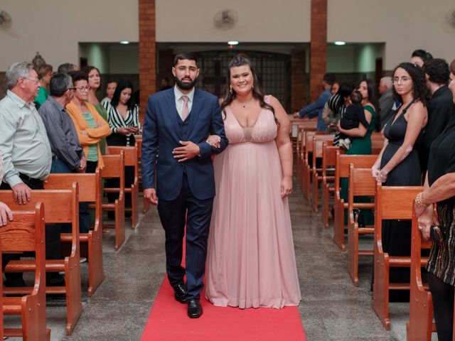 O casamento de Lucas e Lina em Contagem, Minas Gerais 22