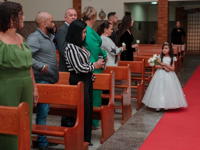 O casamento de Lucas e Lina em Contagem, Minas Gerais 25