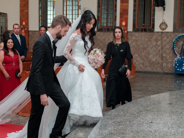 O casamento de Lucas e Lina em Contagem, Minas Gerais 41