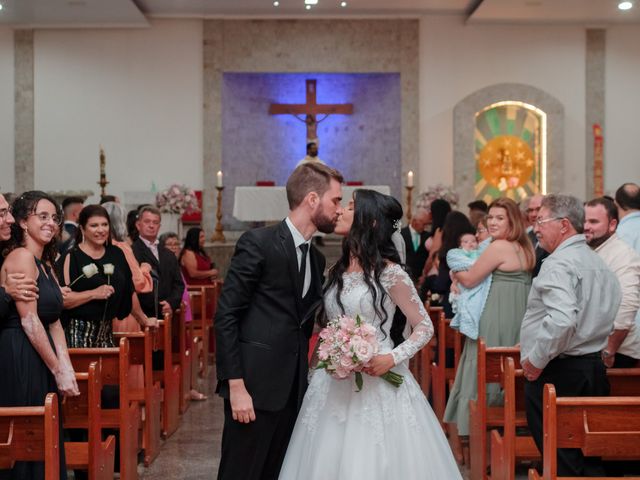 O casamento de Lucas e Lina em Contagem, Minas Gerais 94