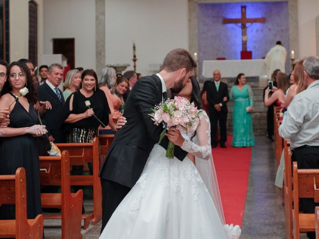 O casamento de Lucas e Lina em Contagem, Minas Gerais 96