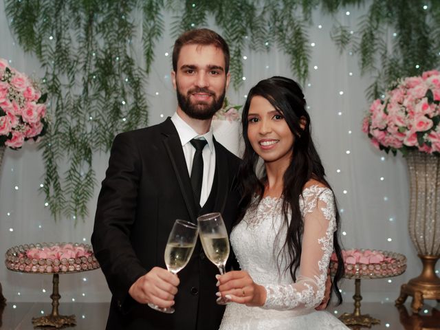 O casamento de Lucas e Lina em Contagem, Minas Gerais 145