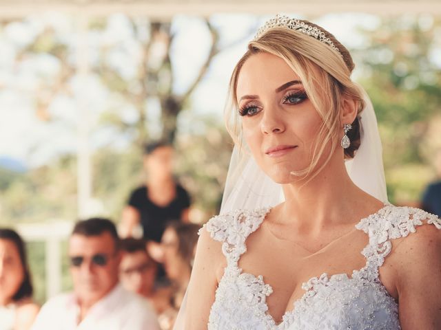 O casamento de Anderson e Crisiane em Florianópolis, Santa Catarina 43
