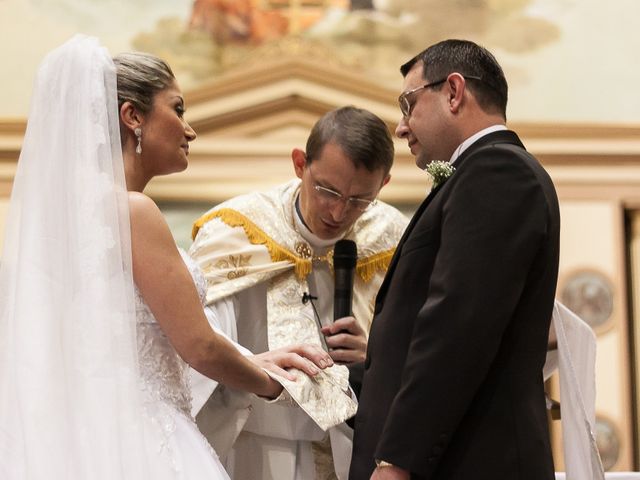 O casamento de Elisangela e César em Novo Hamburgo, Rio Grande do Sul 34