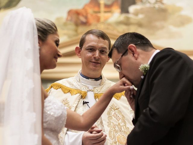 O casamento de Elisangela e César em Novo Hamburgo, Rio Grande do Sul 35