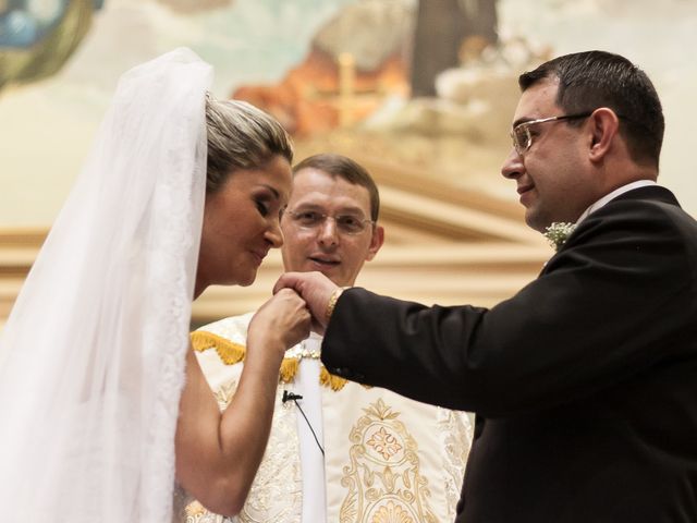 O casamento de Elisangela e César em Novo Hamburgo, Rio Grande do Sul 36