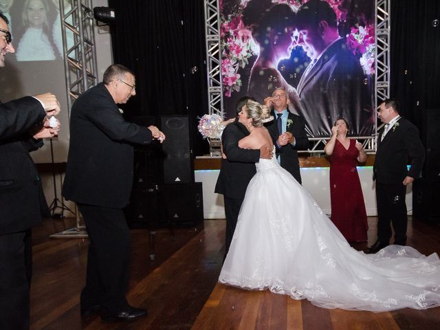 O casamento de Elisangela e César em Novo Hamburgo, Rio Grande do Sul 80