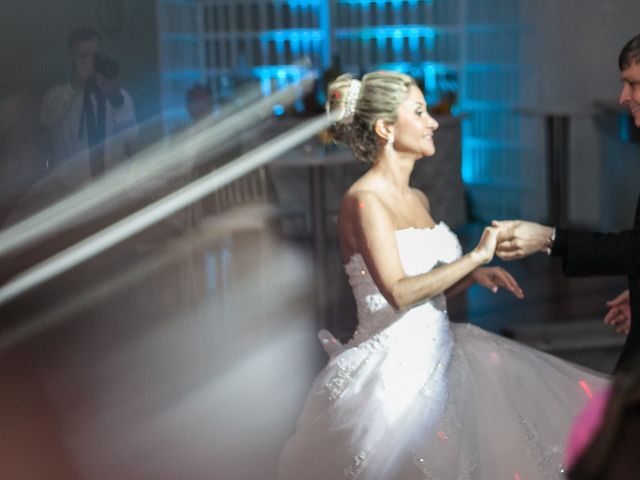 O casamento de Elisangela e César em Novo Hamburgo, Rio Grande do Sul 99