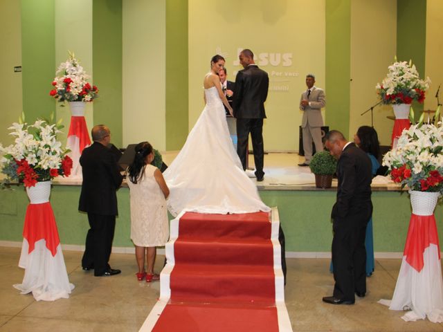 O casamento de Marcus e Rosana em Betim, Minas Gerais 16