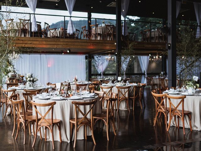 O casamento de André e Letícia em Itapema, Santa Catarina 37