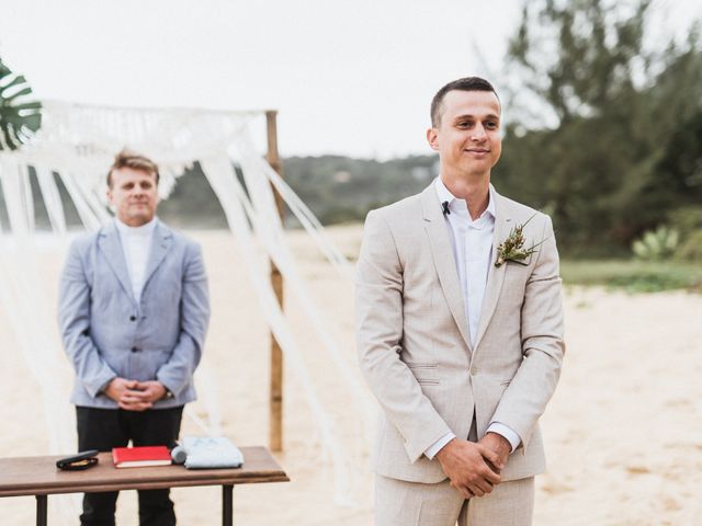 O casamento de André e Letícia em Itapema, Santa Catarina 43