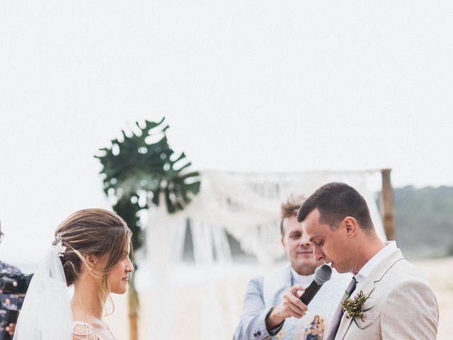 O casamento de André e Letícia em Itapema, Santa Catarina 51