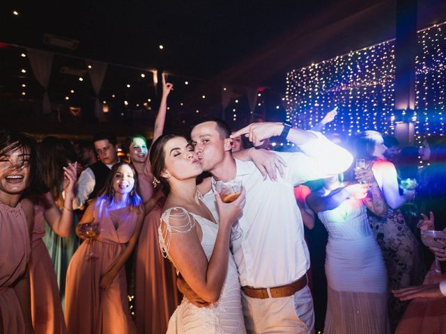 O casamento de André e Letícia em Itapema, Santa Catarina 78