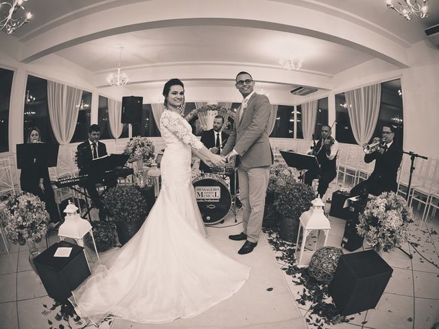 O casamento de Wallan e Ana Elisa em Florianópolis, Santa Catarina 134