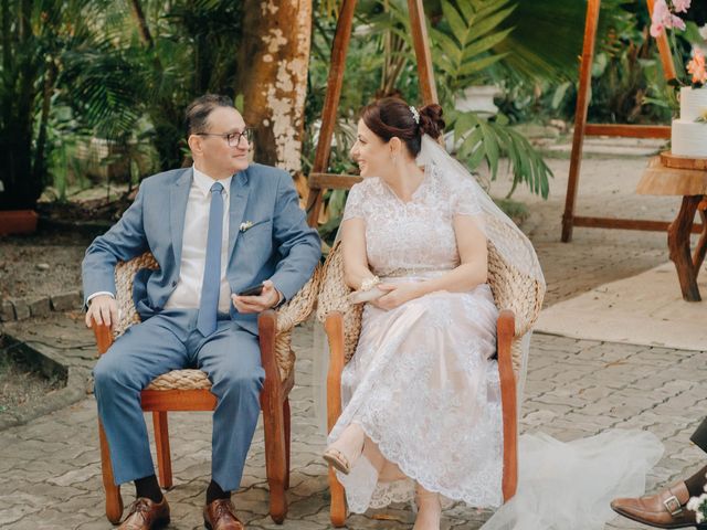 O casamento de Cristiane e Junior em Porto Seguro, Bahia 17