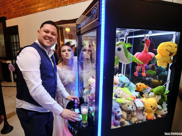 O casamento de Gabriel  e Letícia  em Curitiba, Paraná 8