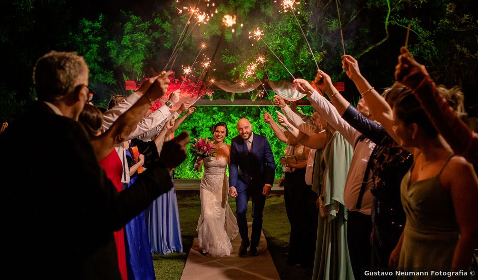 O casamento de Francis e Lin em Viamão, Rio Grande do Sul