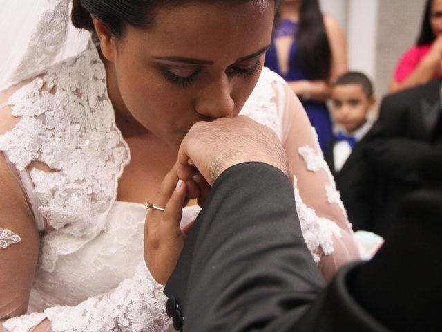 O casamento de Vinícius e Monica em Carapicuíba, São Paulo Estado 25