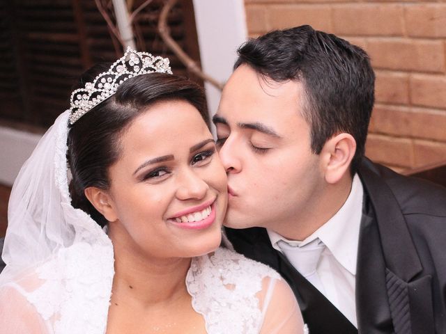 O casamento de Vinícius e Monica em Carapicuíba, São Paulo Estado 29