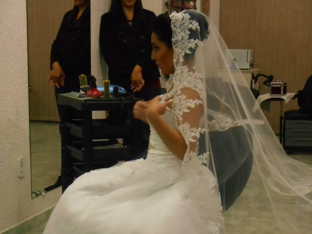 O casamento de Douglas e Jennifer em Curitiba, Paraná 3