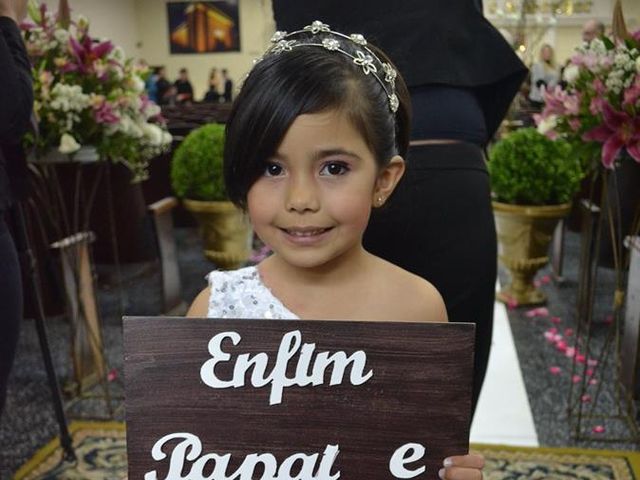 O casamento de Douglas e Jennifer em Curitiba, Paraná 9