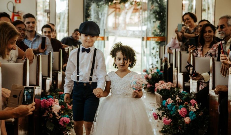 O casamento de Jean e Luciana em Guarapari, Espírito Santo