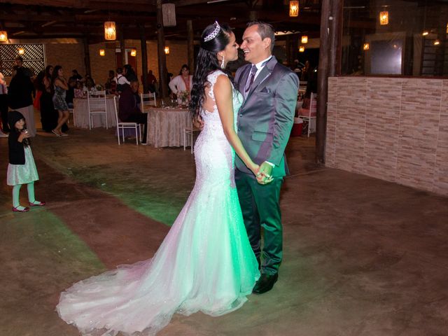 O casamento de Anderson e Regiane em Valinhos, São Paulo Estado 46