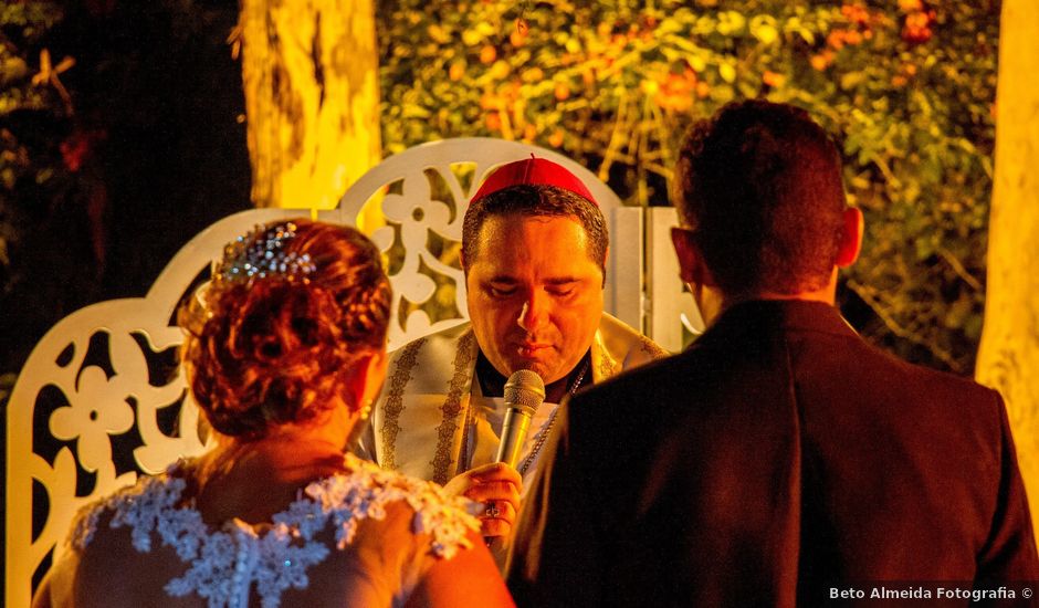 O casamento de Alexandre e Cristiane em Camaragibe, Pernambuco